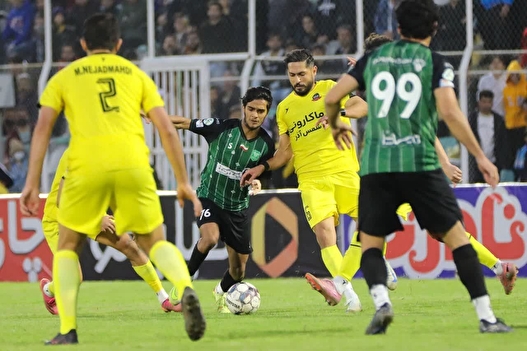 دیدار تیم‌های فوتبال خیبر - شمس آذر