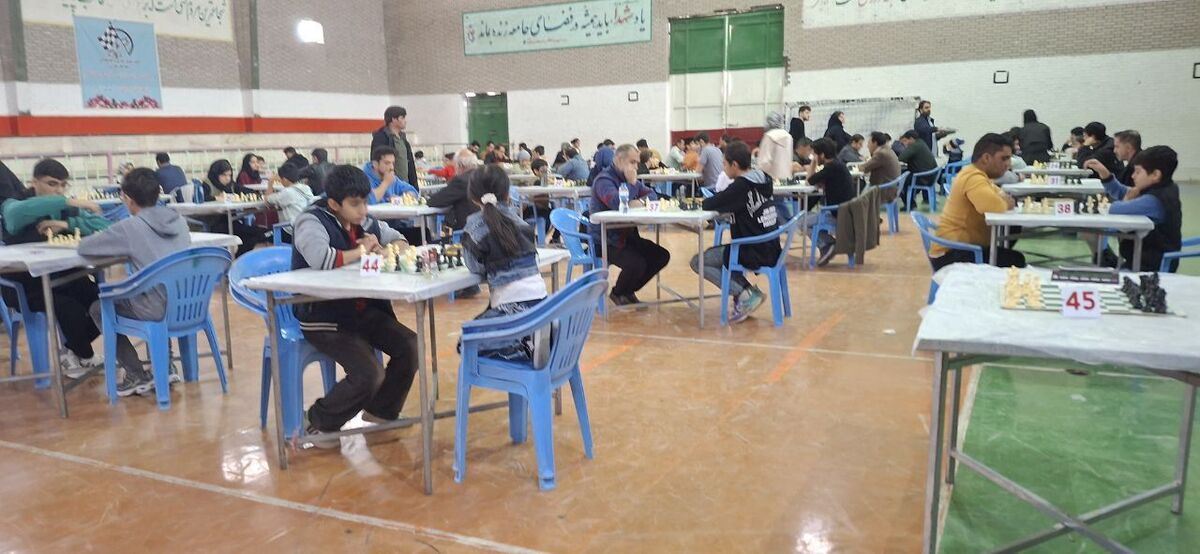 مسابقات شطرنج قهرماني كشور به میزبانی مهران آغاز شد