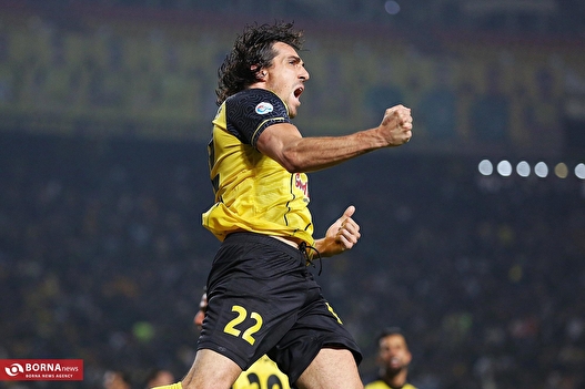 دیدار تیم های  فوتبال سپاهان-فجرسپاسی