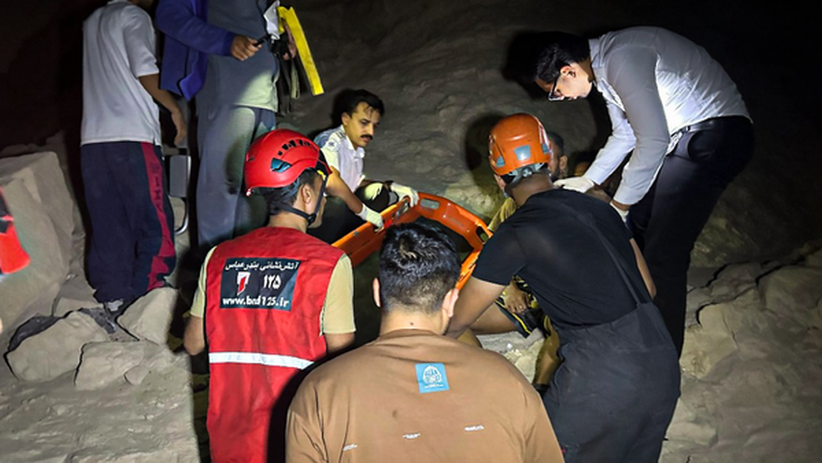 حادثه سقوط از ارتفاع در پارک پنجعلی بندرعباس