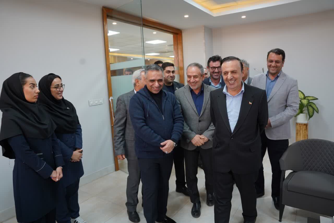 مرکز خدمات سرمایهگذاری استان در اتاق بازرگانی افتتاح شد مرکز خدمات سرمایهگذاری استان در اتاق بازرگانی افتتاح شد