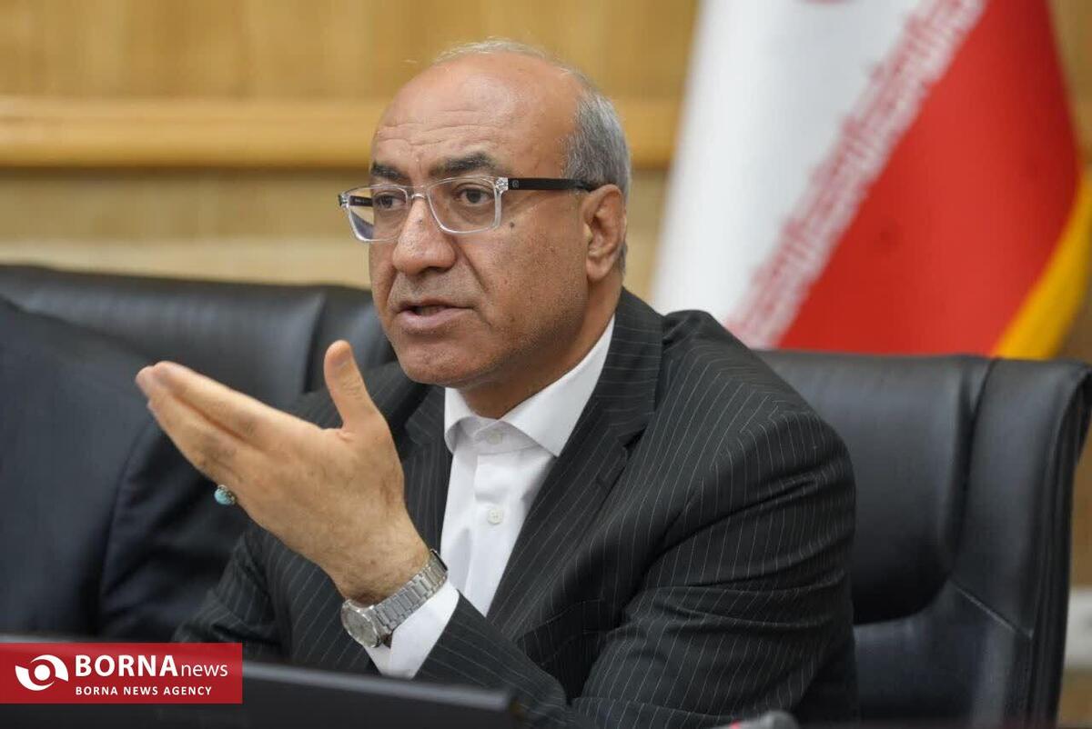 استاندار کرمانشاه: مبارزه با قاچاق یک کار تیمی است