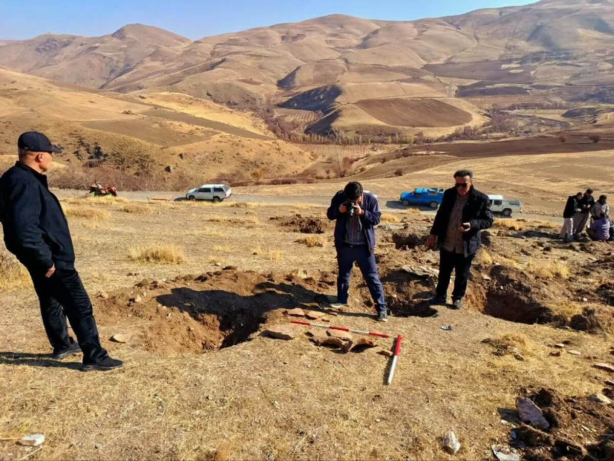 انجام اقدامات اضطراری برای ساماندهی محوطه گورستان دوره اشکانی در مهاباد