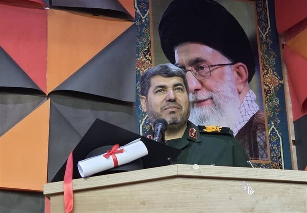 دانشجویان باید نظرات و نقدهای خود را درباره مسائل استان بوشهر مطرح کنند