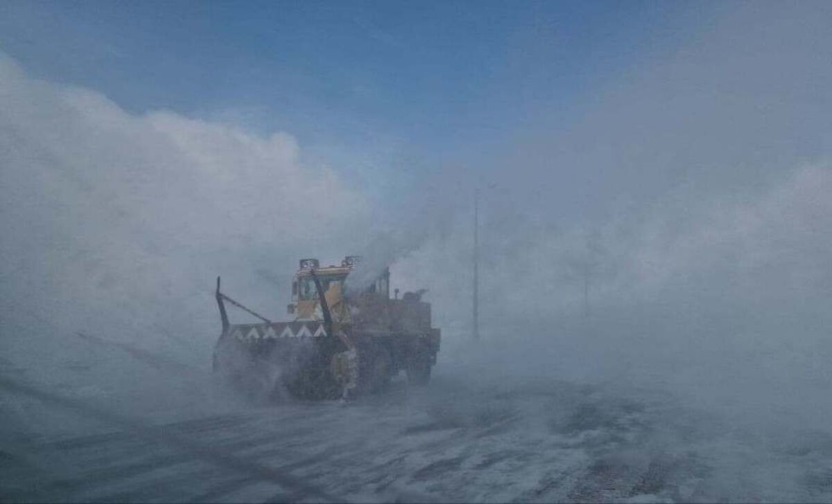 گردنه تته در سروآباد مسدود شد