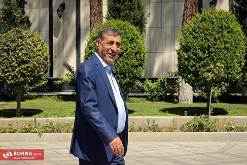 کوچک‌سازی دولت نباید منجر به بیکاری کارمندان شود