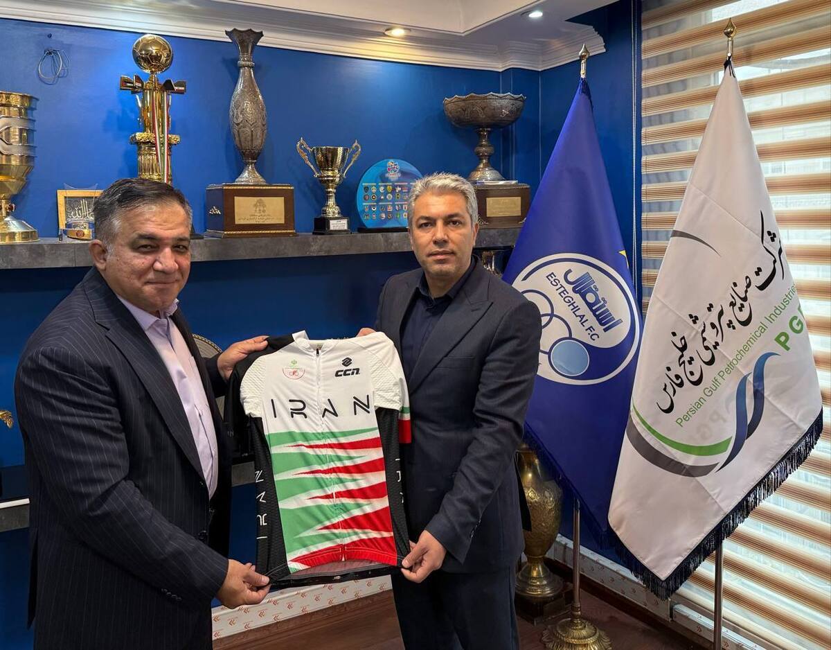 استقلال در دوچرخه‌سواری هم تیمداری می‌کند