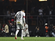 نیمار: زیر بار انتقادات خم شدم/ برای درمان باید جراحی کنم