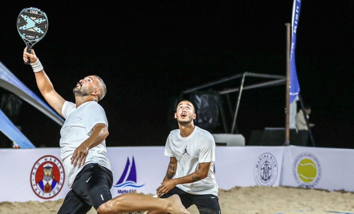 کی‌مرام: زنان در تنیس ساحلی مردان را پشت سر گذاشتند