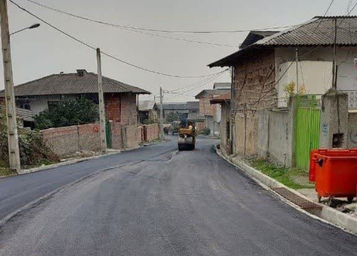 آسفالت ۵۰۰۰ متر مربع از روستای استون آباد بندرگز