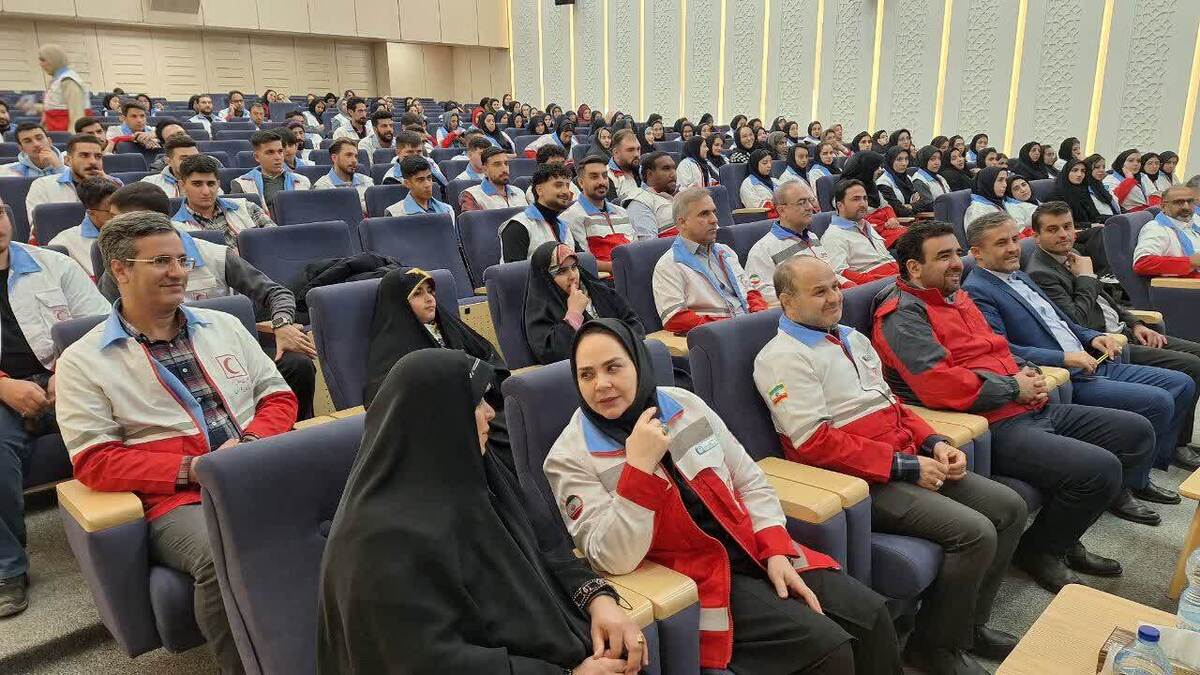 جوانان هلال احمراستان قزوین در کارگاههای تخصصی مهارت افزایی شرکت کردند 