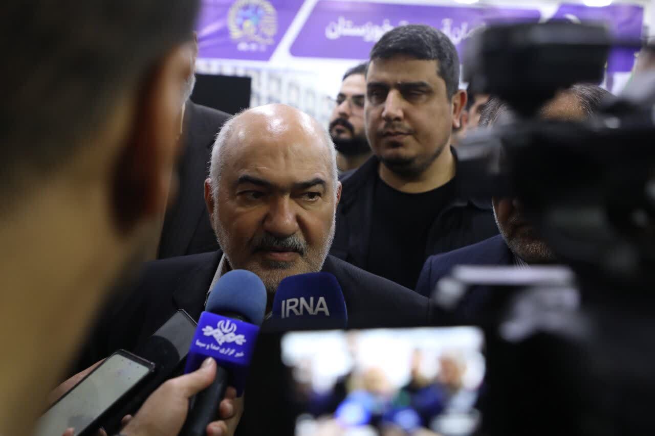 استاندار خوزستان بر به کارگیری شرکتها و نیروی بومی در پروژههای استان تاکید کرد استاندار خوزستان بر به کارگیری شرکتها و نیروی بومی در پروژههای استان تاکید کرد