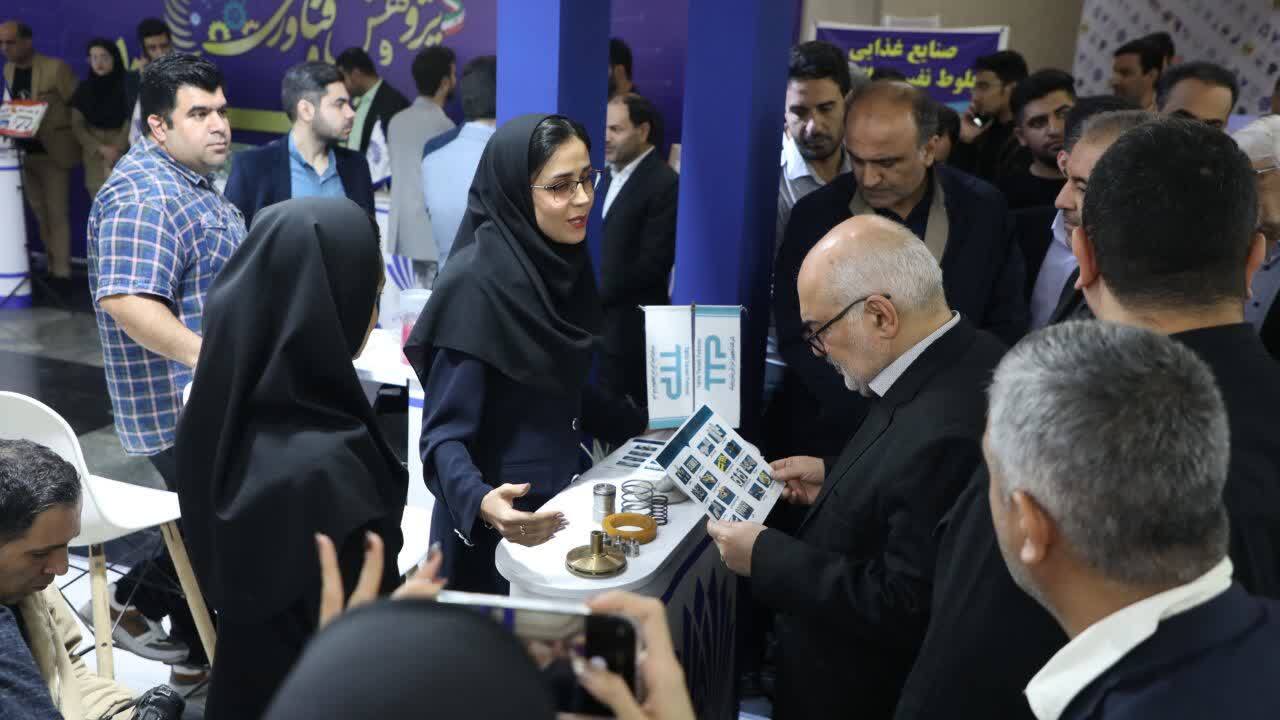 استاندار خوزستان بر به کارگیری شرکتها و نیروی بومی در پروژههای استان تاکید کرد استاندار خوزستان بر به کارگیری شرکتها و نیروی بومی در پروژههای استان تاکید کرد