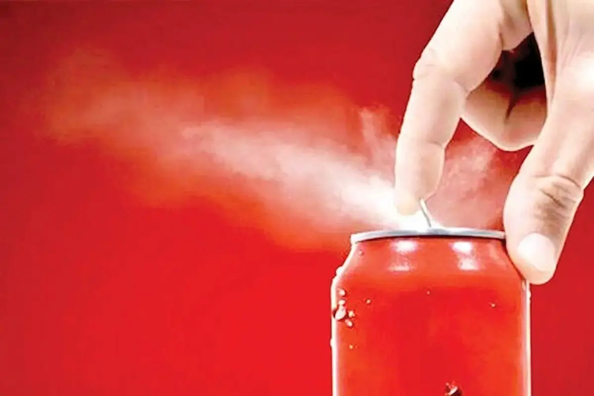 هشدار پزشکان درباره مصرف زیاد نوشابههای انرژیزا: خطرات جدی برای سلامت قلب و عروق