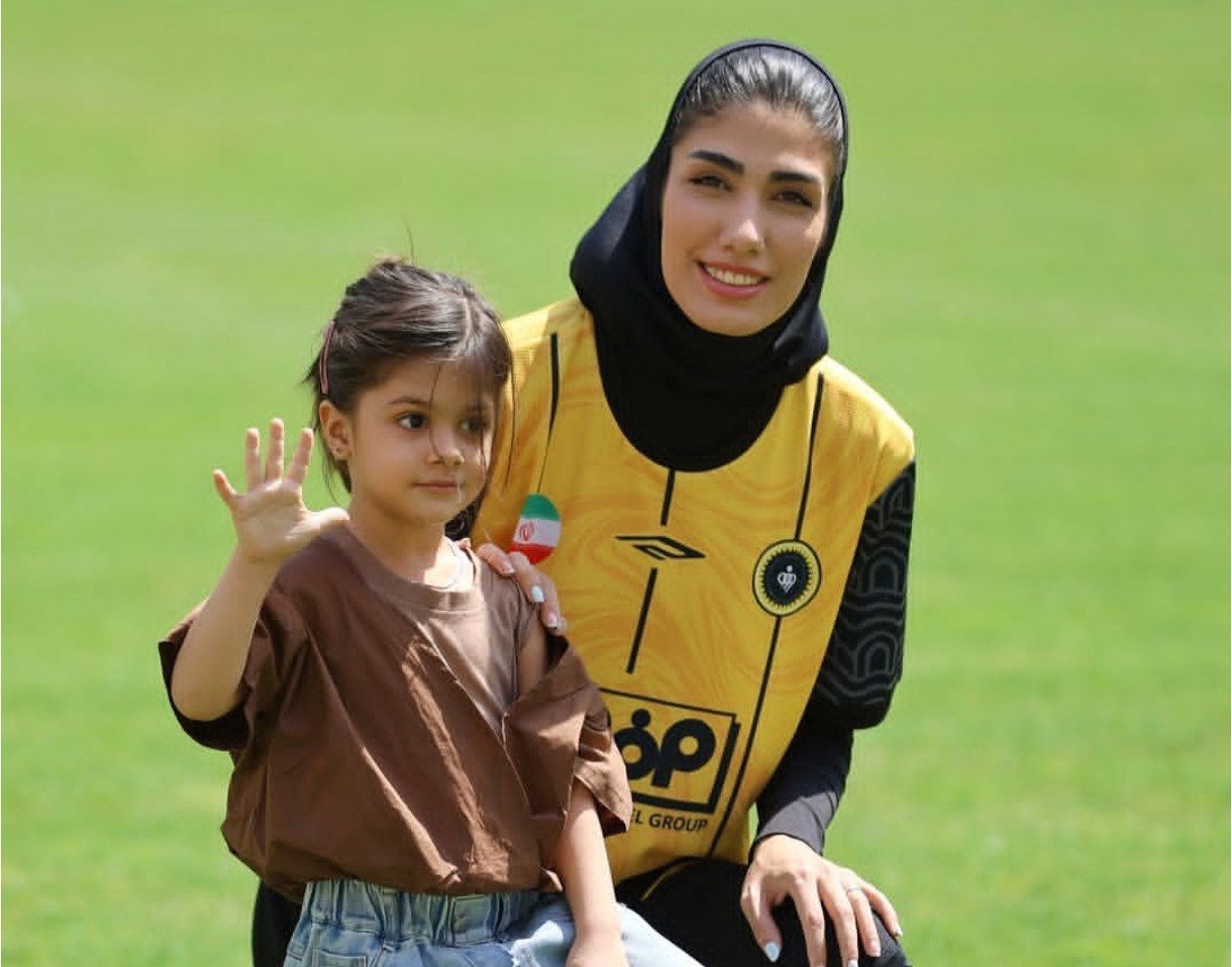 چهره کمتر دیده شده از ورزش بانوان/ مادرانی که با فرزند دوپینگ کردند! چهره کمتر دیده شده از ورزش بانوان/ مادرانی که با فرزند دوپینگ کردند!