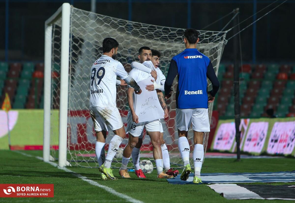 در حاشیه دیدار استقلال- ملوان