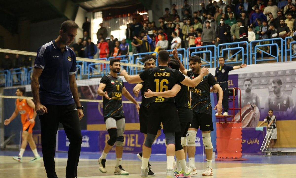 سپاهان طبیعت را طلایی کرد