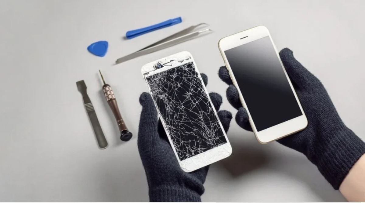 تعمیر ال‌سی‌دی گوشی به‌صرفه است یا تعویض کامل؟