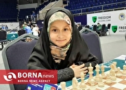 شطرنج‌باز دختر ایرانی با حجاب چادر بر روی سکوی آسیایی + فیلم