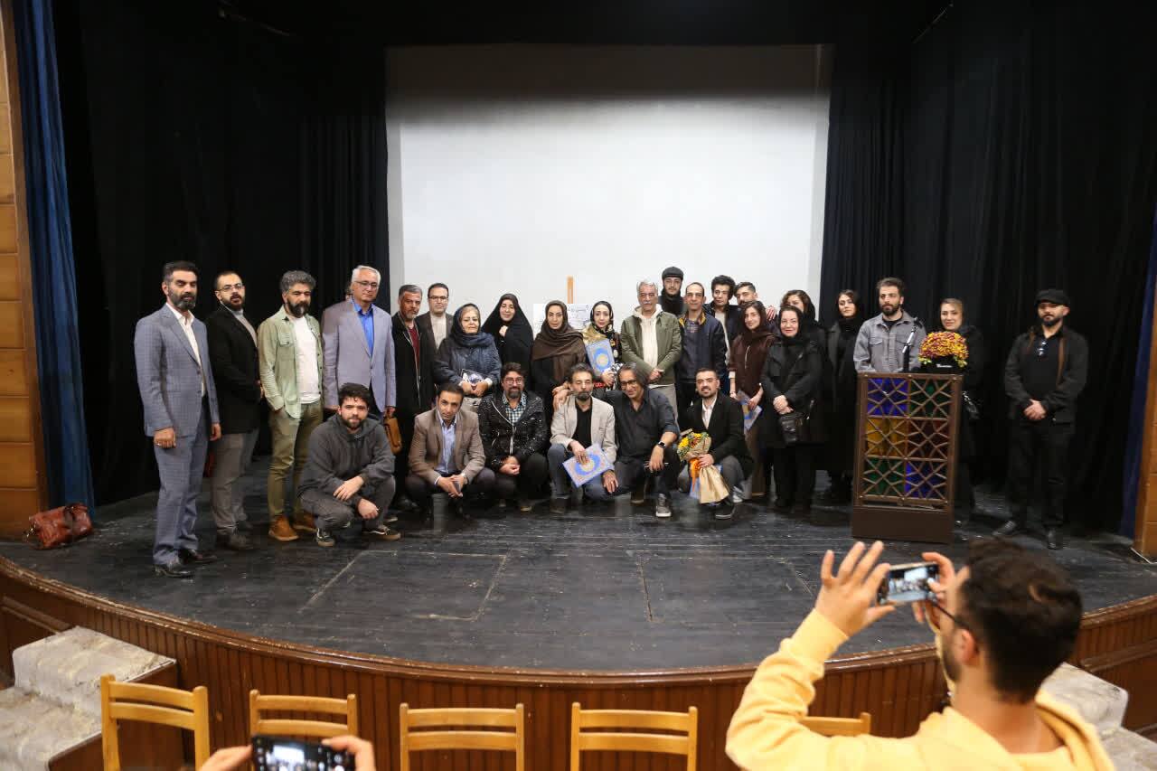 رونمایی از کتاب «الگوریتم صور» در کتابخانه امام خمینی(ره) قزوین