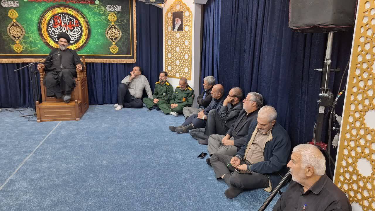 حیا و عفاف در کنار فعالیت اجتماعی ازبارزترین ویژگی‌های اخلاقی حضرت زهرا (س) است