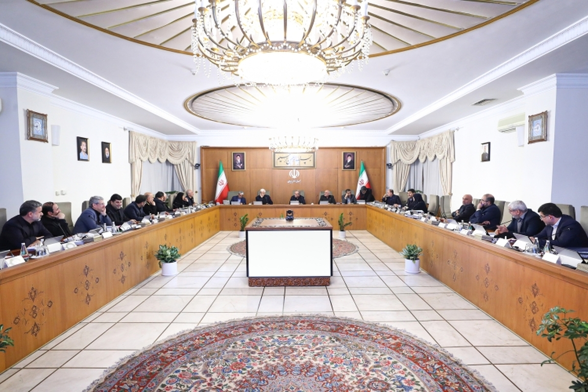 شرایط اقتصادی برای دولت و مردم قابل قبول نیست