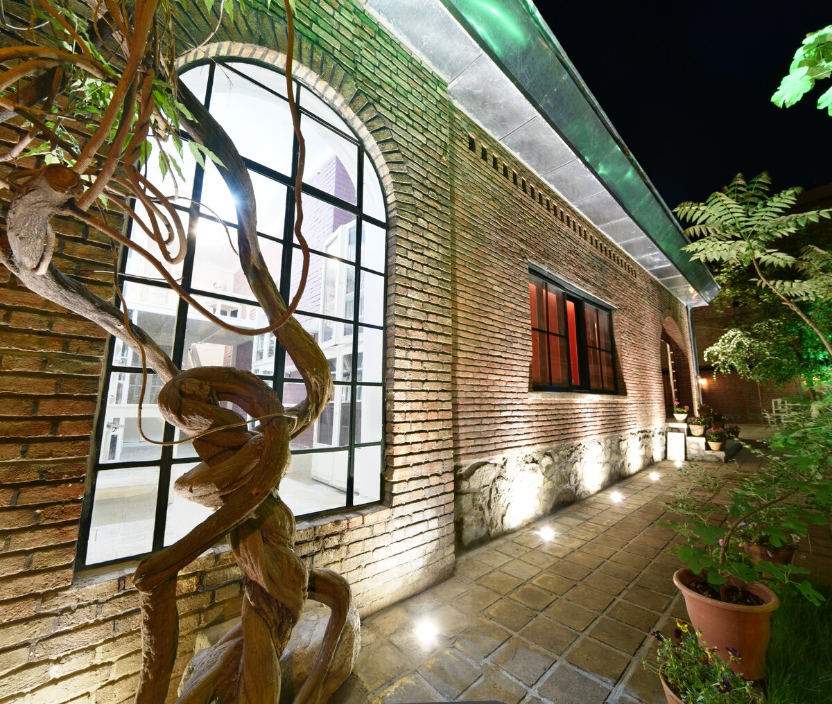 احیای گسترده خانه موزه‌های تهران؛ از طالقانی تا فروغ