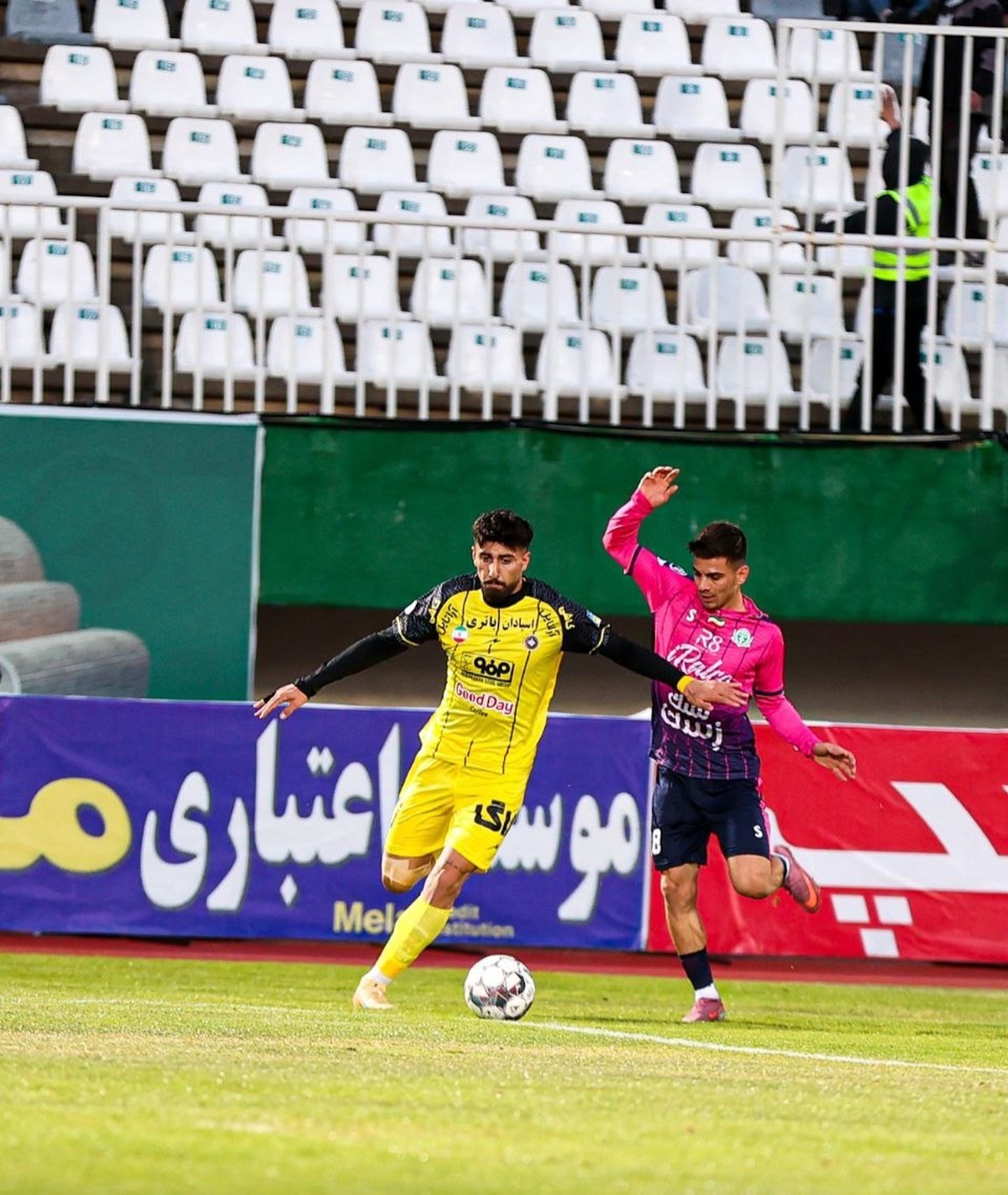 آمارها از سلطه سپاهان در اراک خبر می دهند