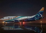 بازگشت هواپیما با هدایت کنترلرهای برج مراقبت پس از ترکیدن لاستیک