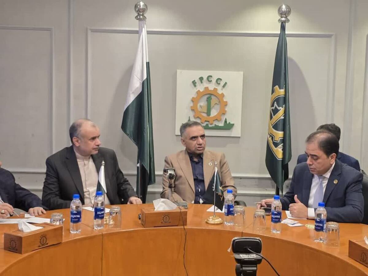 حضور هیئت تجاری قزوین در فدراسیون اتاق بازرگانی پاکستان