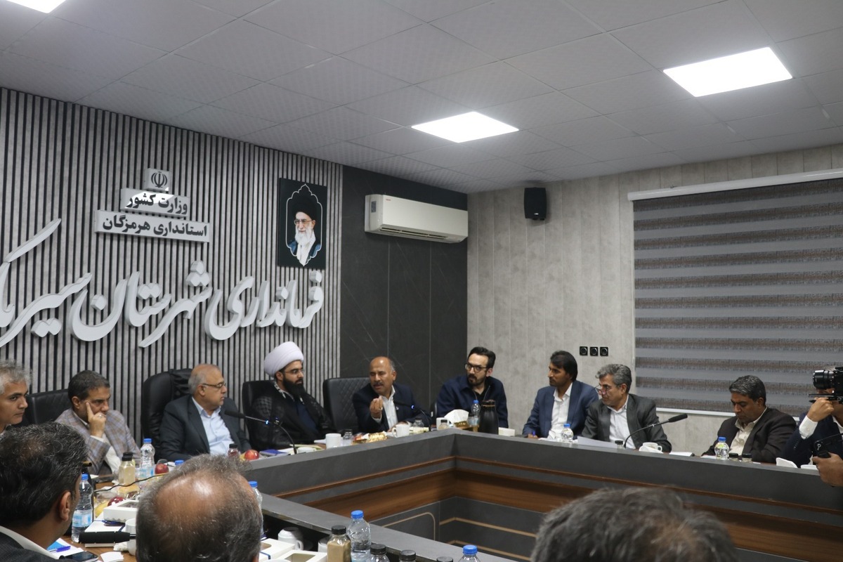 استاندار هرمزگان: تصویب مرزهای رسمی در شهرستان سیریک دنبال می‌شود 