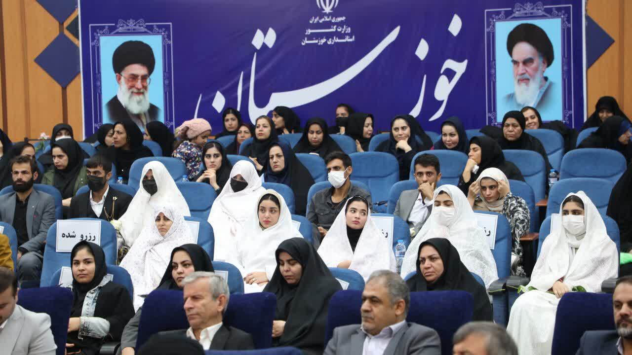 استاندار خوزستان: زنان محور پیشرفت و توسعه پایدار استان هستند استاندار خوزستان: زنان محور پیشرفت و توسعه پایدار استان هستند