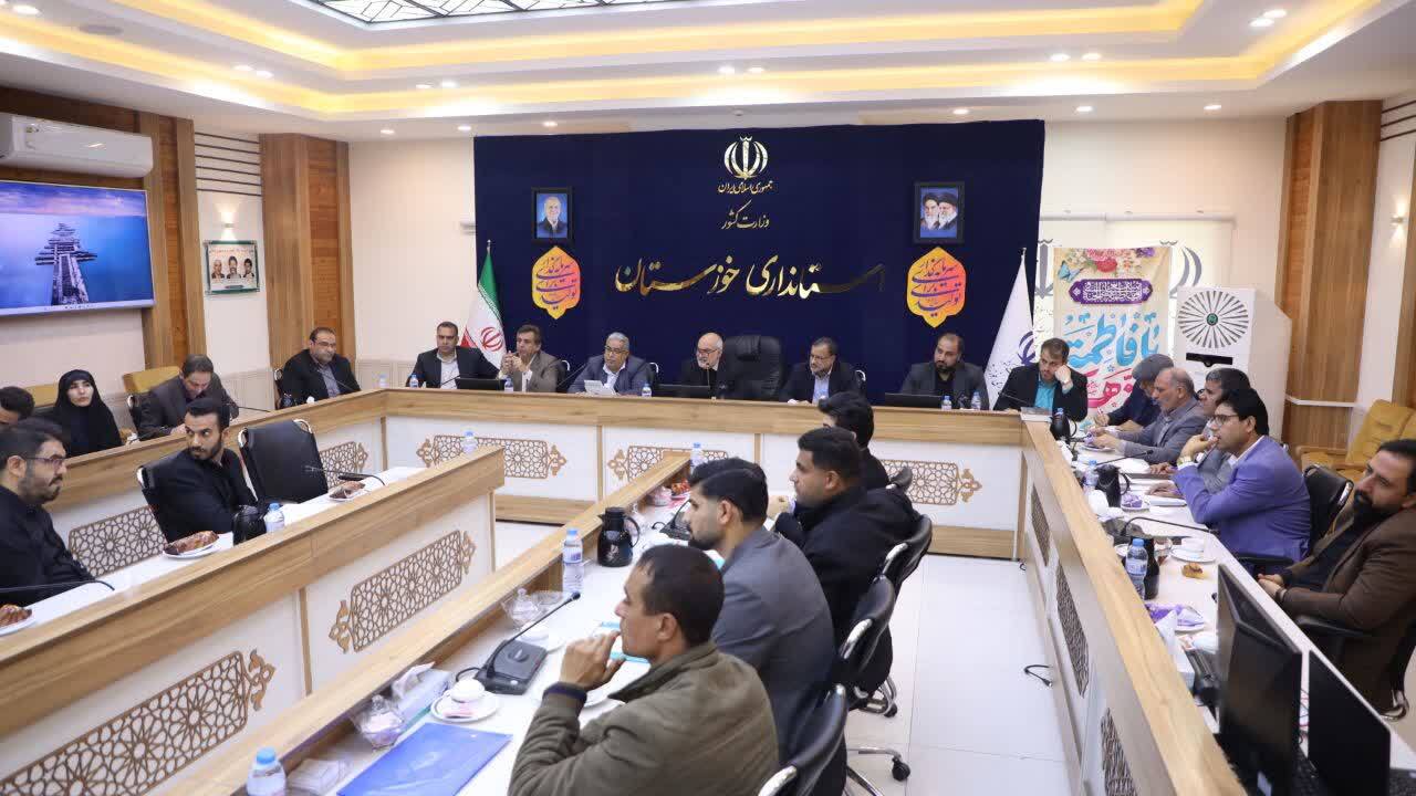 هشدار شورای تامین استاندار خوزستان: هر منطقه باید از نیروهای بومی استفاده کند / شرکت ها مسوولیت اجتماعی خود را در اشتغال نیروهای بومی ایفاءکنند هشدار شورای تامین استاندار خوزستان: هر منطقه باید از نیروهای بومی استفاده کند / شرکت ها مسوولیت اجتماعی خود را در اشتغال نیروهای بومی ایفاءکنند