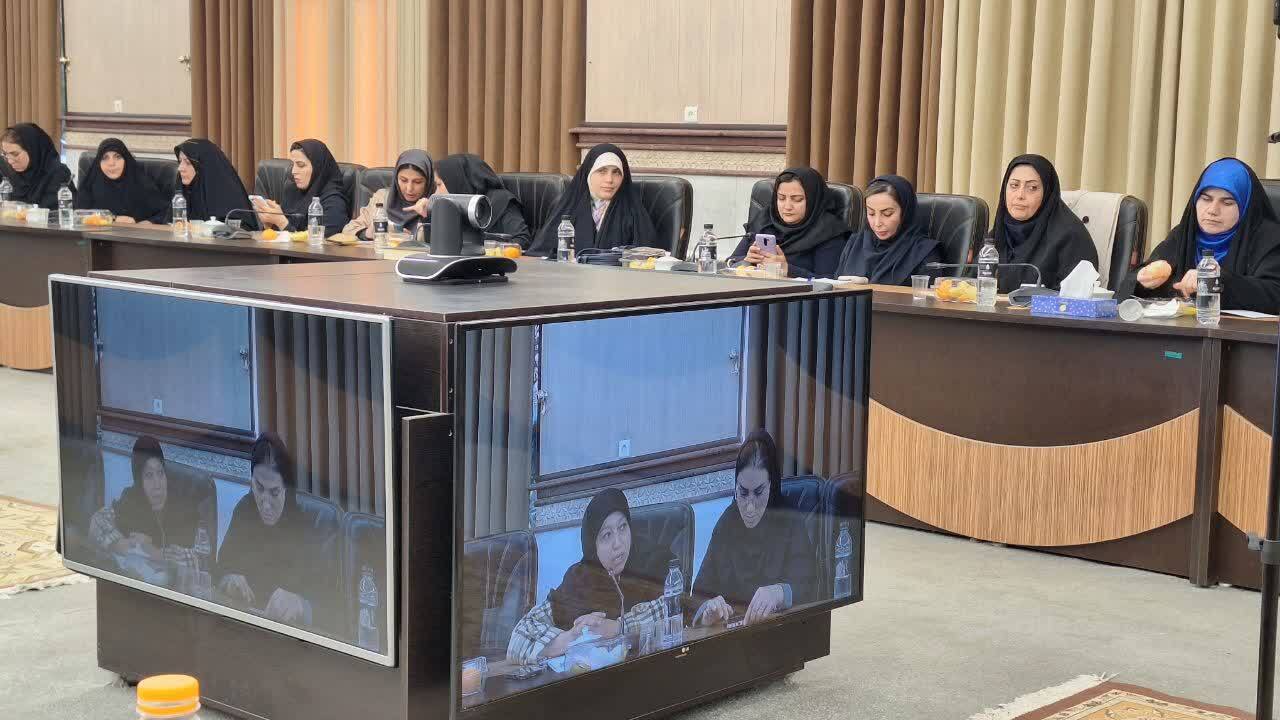 تغییر روش حکمرانی را ضروری میدانم/ مبارزه با فساد را با جدیت پیگیری میکنیم تغییر روش حکمرانی را ضروری میدانم/ مبارزه با فساد را با جدیت پیگیری میکنیم