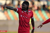 پاگشای  رسمی تیوی بیفوما با دبل مقابل آلومینیوم اراک