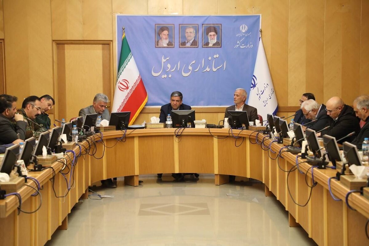 استاندار اردبیل خواستار رسیدگی جدی به مطالبات خانواده‌های شهدا و ایثارگران شد / یادواره‌های شهدا به مردم واگذار شود