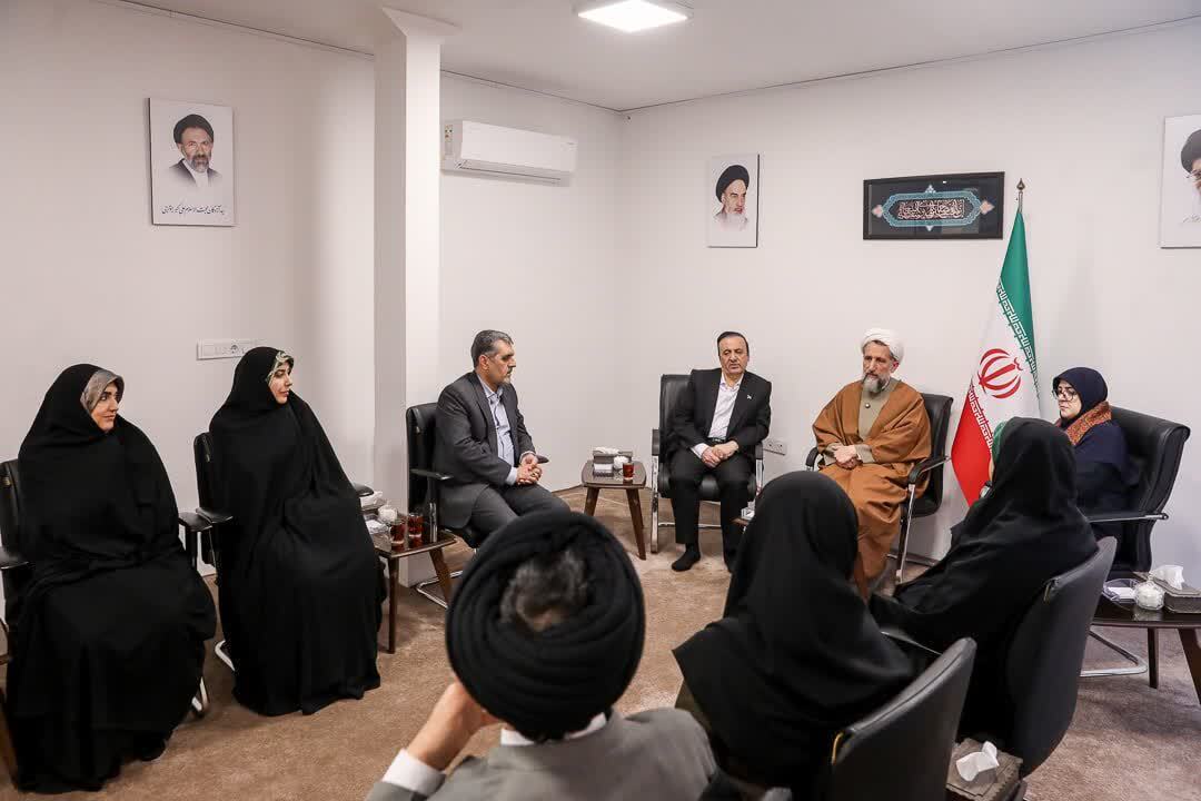 سخنگوی دولت با امام جمعه قزوین دیدار کرد سخنگوی دولت با امام جمعه قزوین دیدار کرد