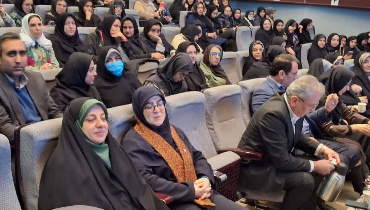 بانوان در بسیاری از عرصه ها از نظر توانمندی از مردان جلوترند بانوان در بسیاری از عرصه ها از نظر توانمندی از مردان جلوترند