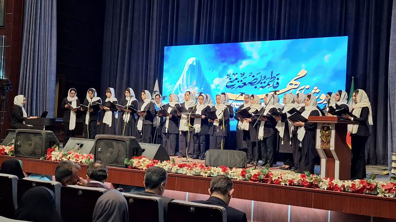 بانوان در بسیاری از عرصه ها از نظر توانمندی از مردان جلوترند بانوان در بسیاری از عرصه ها از نظر توانمندی از مردان جلوترند