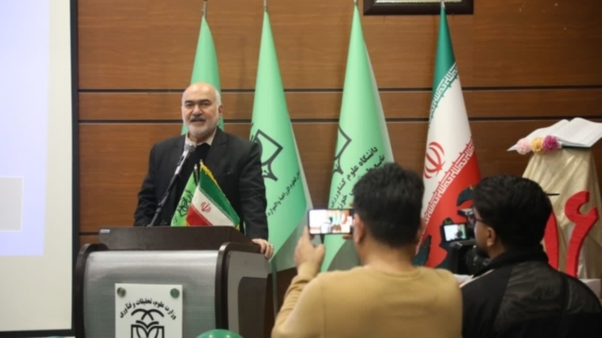 استاندار خوزستان: تغییر الگوی کشت و مدیریت بحران آب یک ضرورت اجتناب‌ناپذیر است / منشأ آلودگی هوا را صادقانه با مردم در میان می‌گذاریم