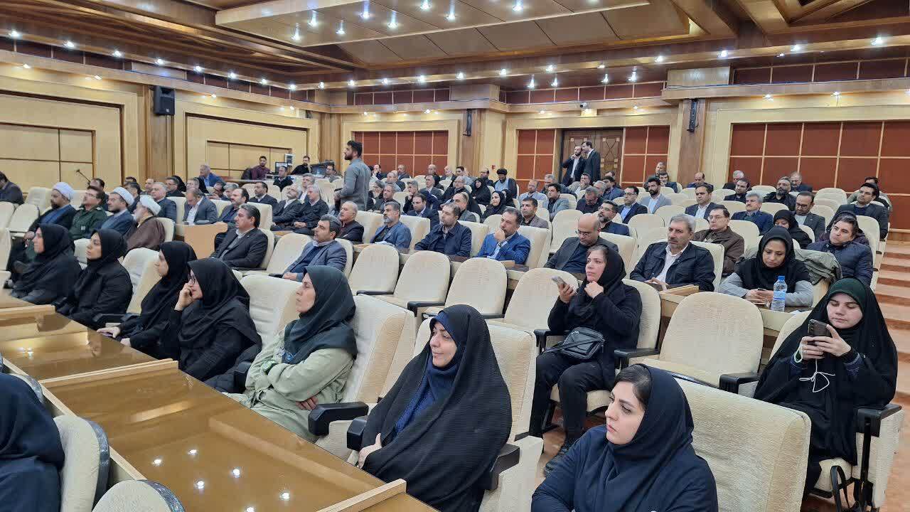 امانتداری و صداقت در گفتار از نشانه های دینداری و ایمان است امانتداری و صداقت در گفتار از نشانه های دینداری و ایمان است