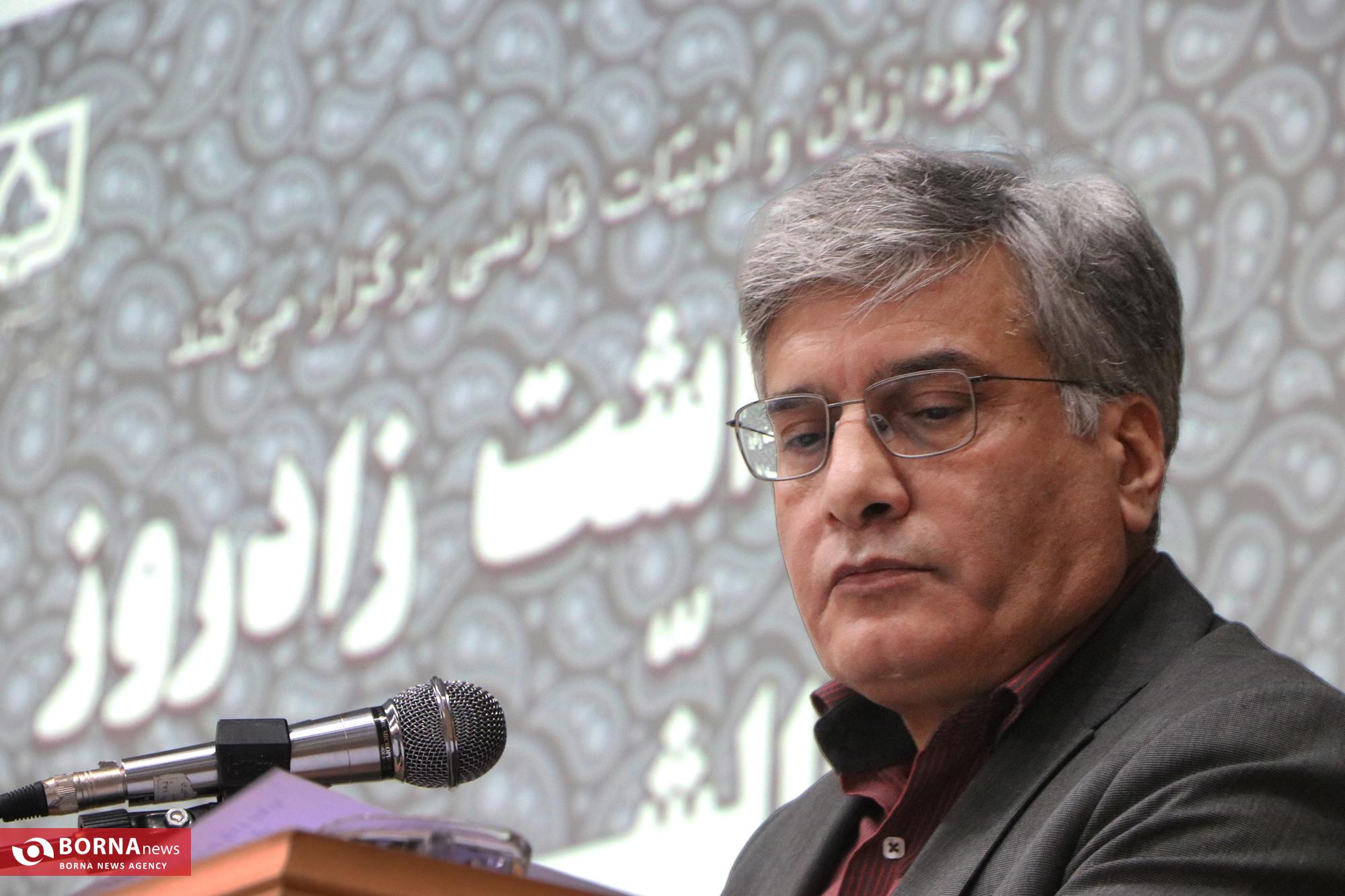 بزرگداشت ملک الشعرا بهار در سمنان برگزار شد بزرگداشت ملک الشعرا بهار در سمنان برگزار شد