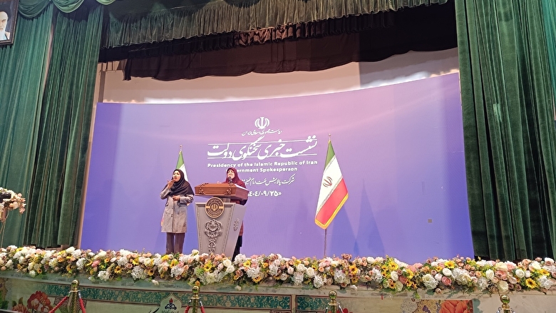 مهاجرانی: دولت صراحتاً با اصلاح قانون مهریه مخالف بود / درآمد حاصل از افزایش نرخ کارت جایگاه صرف کالابرگ می‌شود