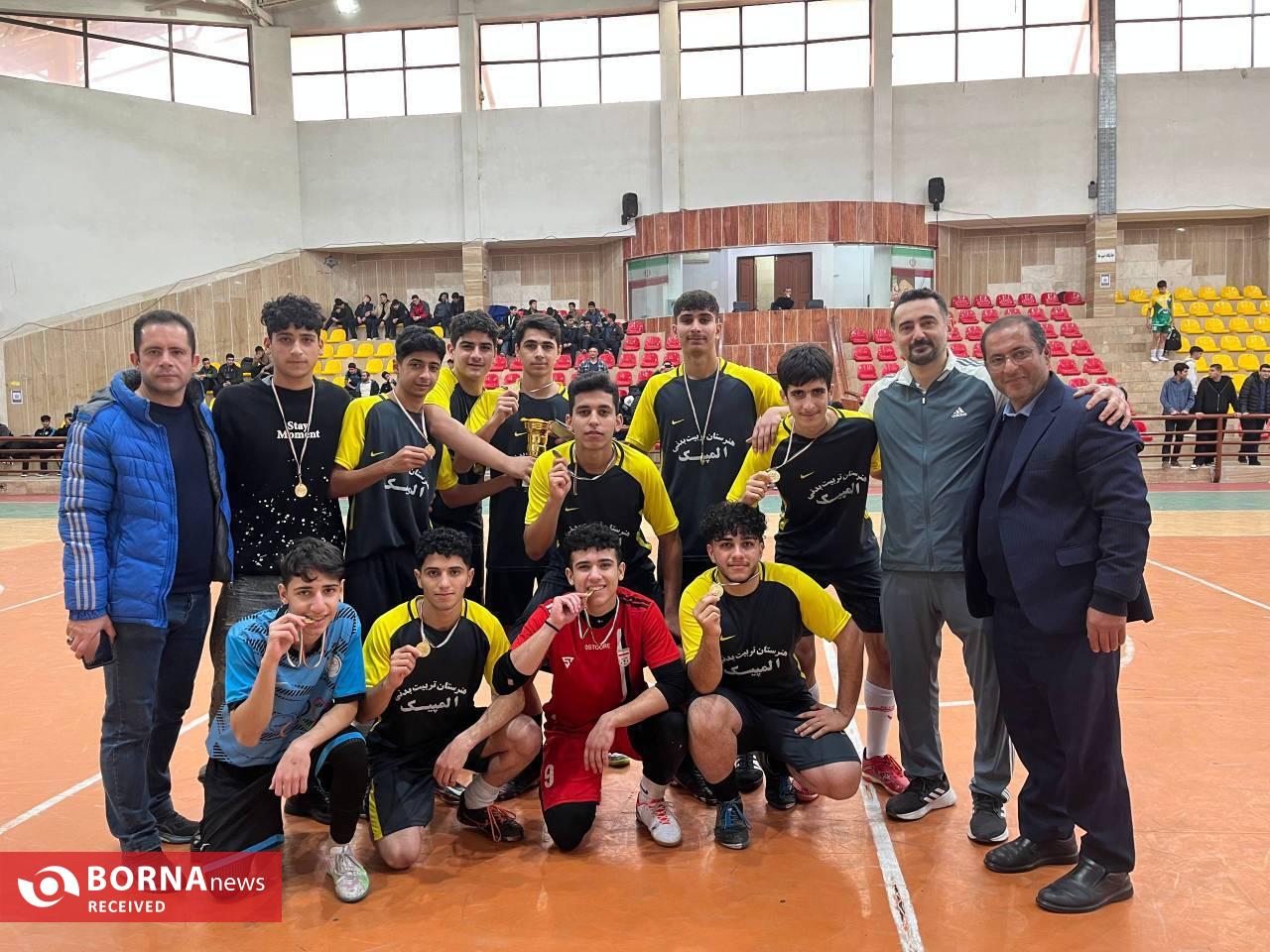 قهرمانی مقتدرانه هنرستان المپیک رشت در فوتسال مدارس قهرمانی مقتدرانه هنرستان المپیک رشت در فوتسال مدارس