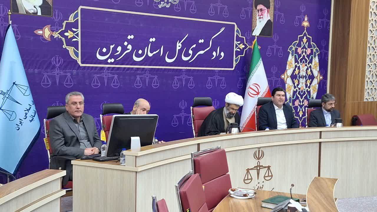 پاسخگویی به مطالبات مردمی موجب کاهش آسیب های اجتماعی می شود پاسخگویی به مطالبات مردمی موجب کاهش آسیب های اجتماعی می شود