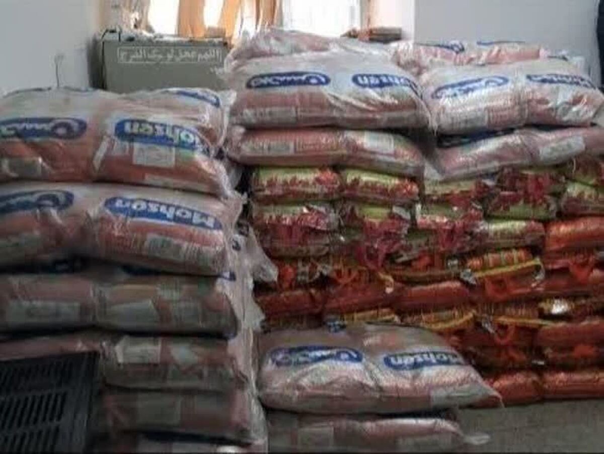 کشف کالاهای احتکاری میلیاردی در گرمی/۴ تن برنج و ۱۶۸ لیتر روغن توقیف شد