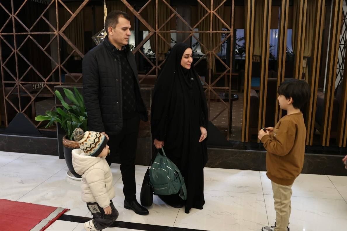 تجلیل از ورزشکاران متاهل در جشن ملی «قهرمان خانواده»؛ رحیمی: این مراسم در راستای سیاستهای جوانی جمعیت برگزار شد تجلیل از ورزشکاران متاهل در جشن ملی «قهرمان خانواده»؛ رحیمی: این مراسم در راستای سیاستهای جوانی جمعیت برگزار شد