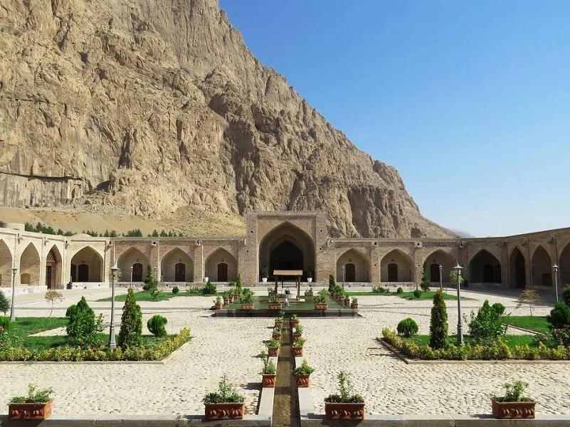 بهترین زمان برای سفر به کرمانشاه؛ راهنمای گردش در پایتخت باستانی غرب ایران