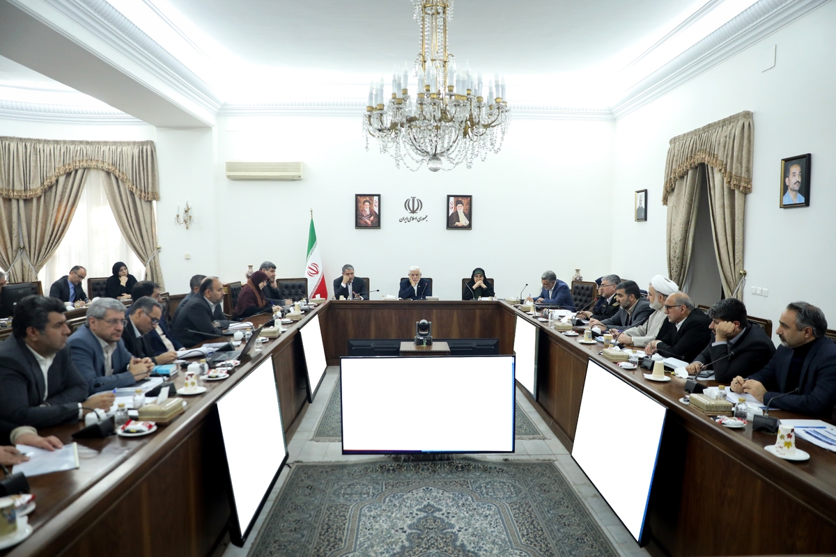 عارف: کاهش ۱۰ درصدی تلفات جاده‌ای، تکلیفی قانونی است