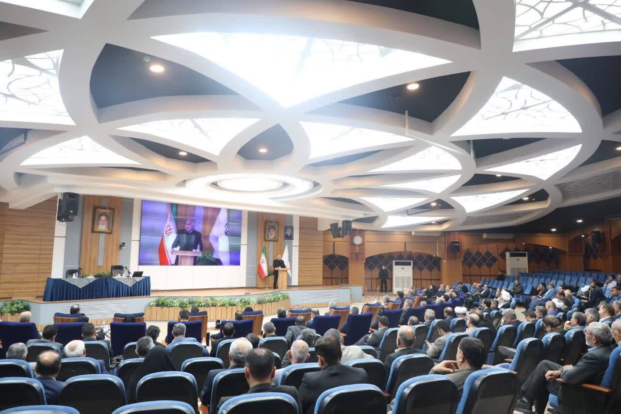 استاندار خوزستان: سلامت و شفافیت اولویت مطلق انتخابات پیش‌روست / نگاه اداری و ساعت‌کاری رسمی برای حل مشکل های کافی نیست